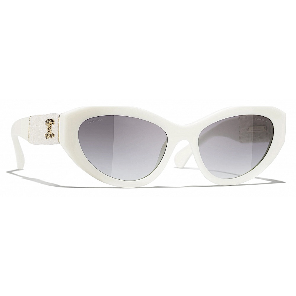 Authentic CHANEL Cat Eye Sunglasses.